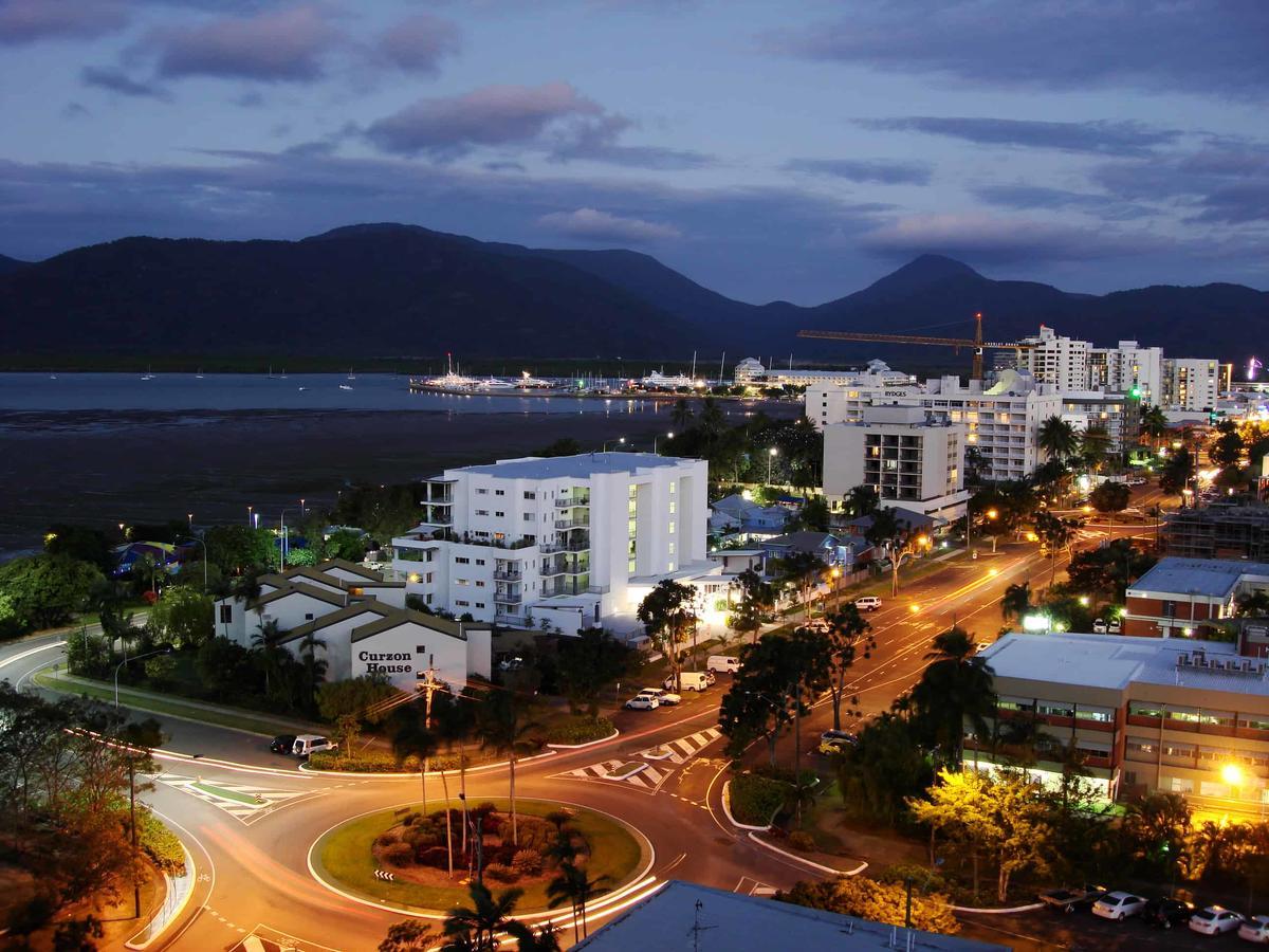 Lake Central Cairns Esterno foto